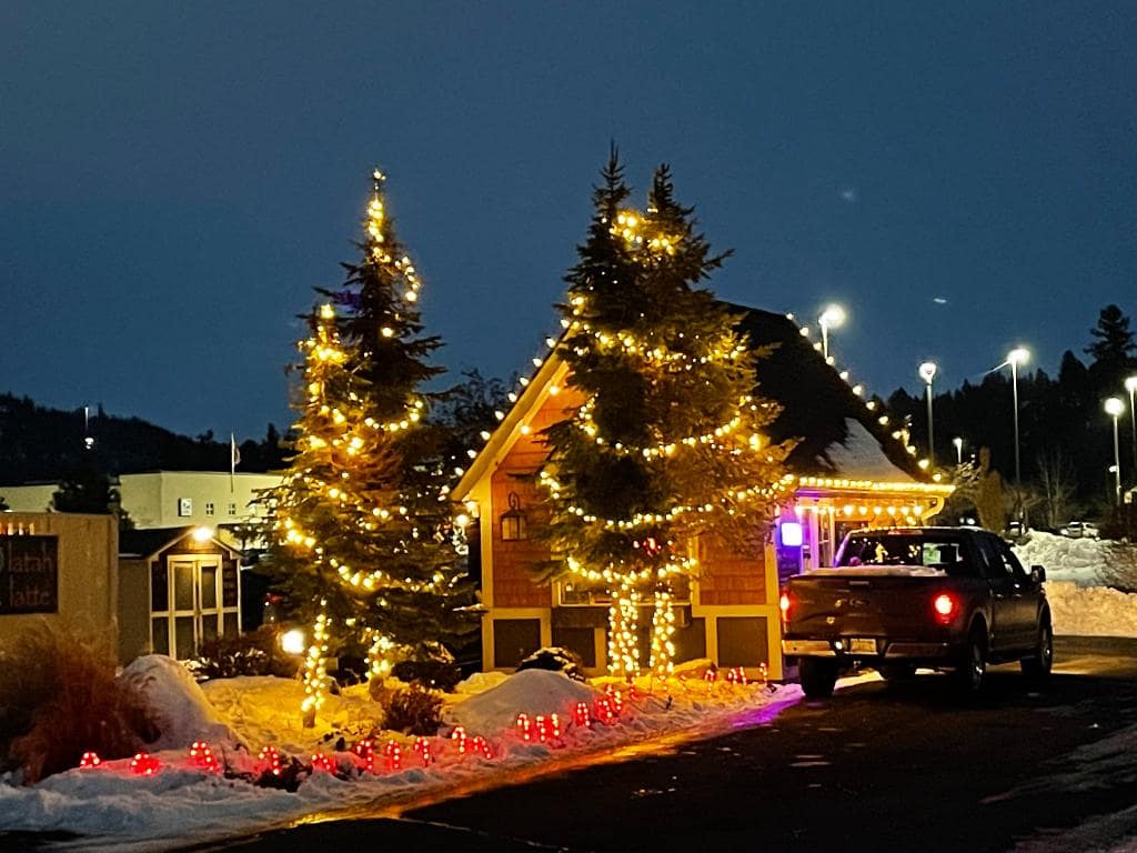 Commercial Christmas Light Installation Spokane, WA