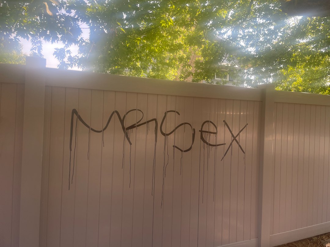 Quickest Vinyl Fence Graffiti Removal Spokane WA