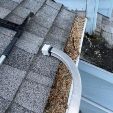 Roof-and-gutter-cleaning-Spokane-WA 1