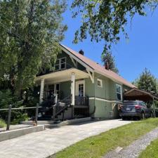 Window-Washing-in-South-Hill-Neighborhood-Spokane-WA 0